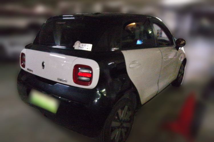 Used ORA Black Cat 2021 351 km Luxury Version Rear Right 45 Deg