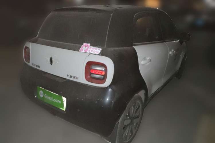 Used ORA Black Cat 2021 351 km Luxury Version Rear Right 45 Deg