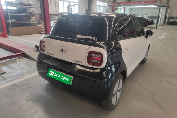 Used ORA Black Cat 2021 301 km Basic Version Rear Right 45 Deg