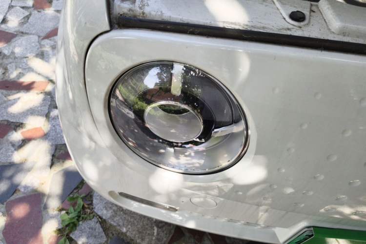 Used ORA Black Cat 2021 351 km Luxury Version Right Front Headlight