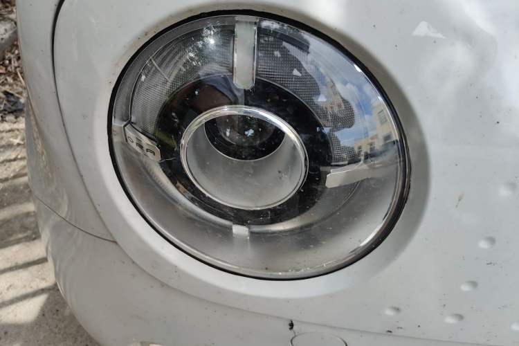 Used ORA Black Cat 2021 351 km Standard Version Right Front Headlight
