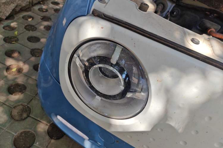 Used ORA Black Cat 2021 351 km Standard Version Right Front Headlight