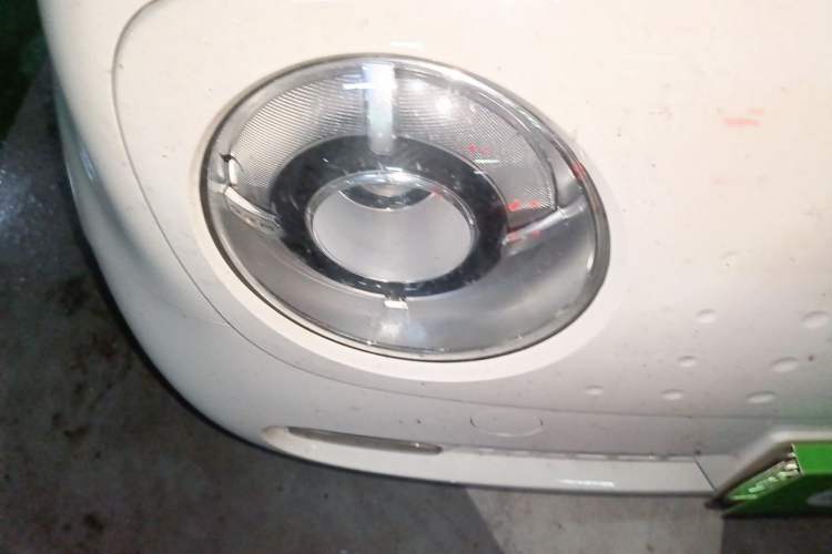 Used ORA Black Cat 2021 351 km Luxury Version Right Front Headlight