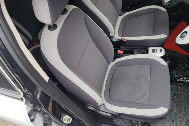 Used ORA Black Cat 2021 301km Cute Pet Edition Right Front Seat