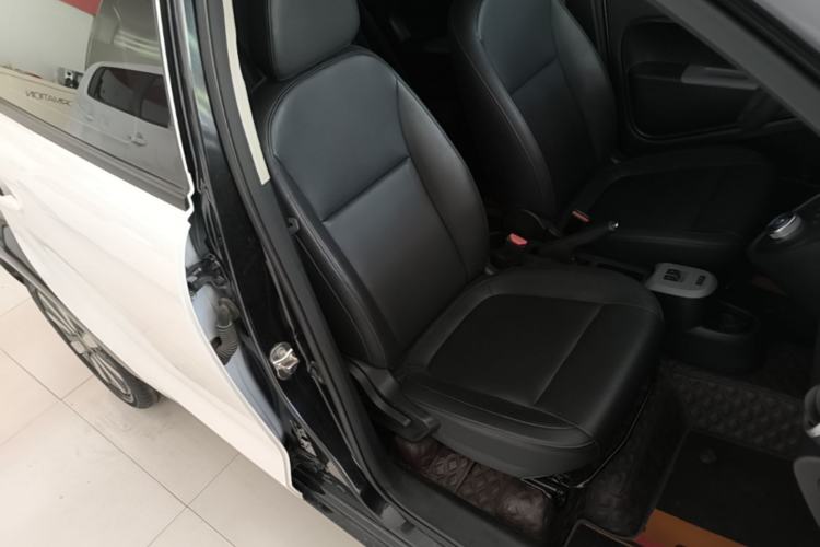Used ORA Black Cat 2021 351 km Standard Version Right Front Seat