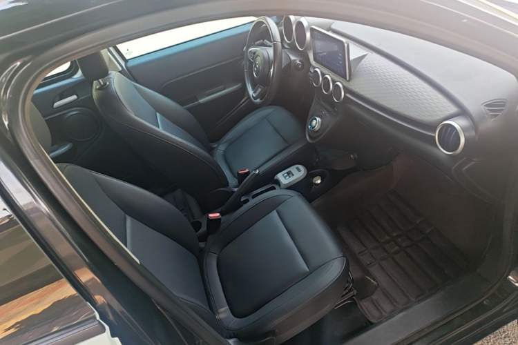 Used ORA Black Cat 2021 351 km Standard Version Right Front Seat