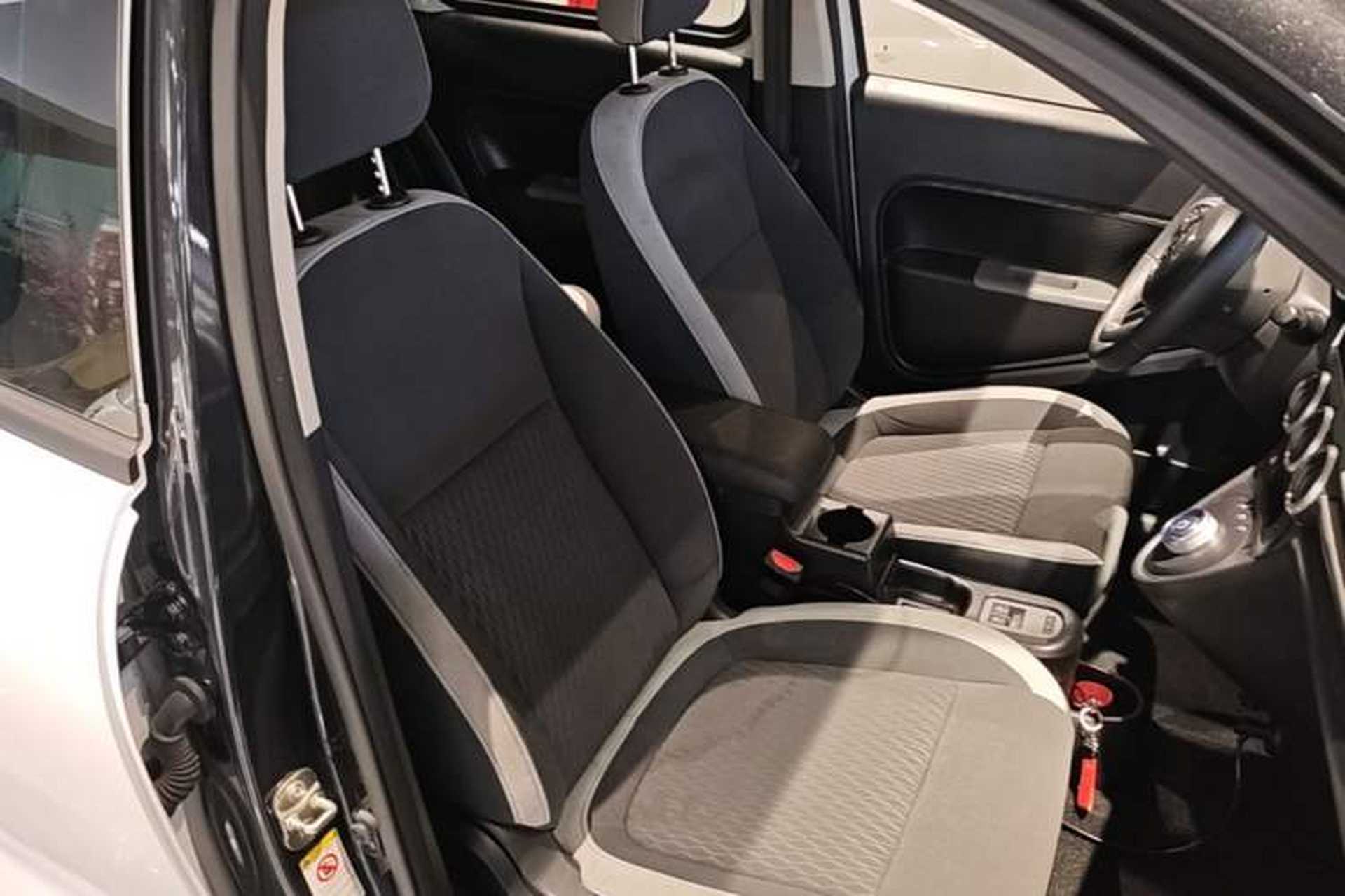 Used ORA Black Cat 2021 351 km Luxury Version Right Front Seat