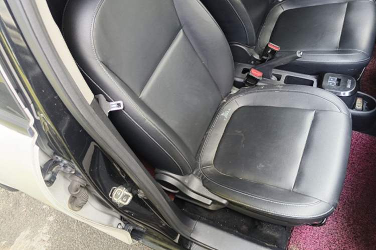 Used ORA Black Cat 2021 351 km Standard Version Right Front Seat