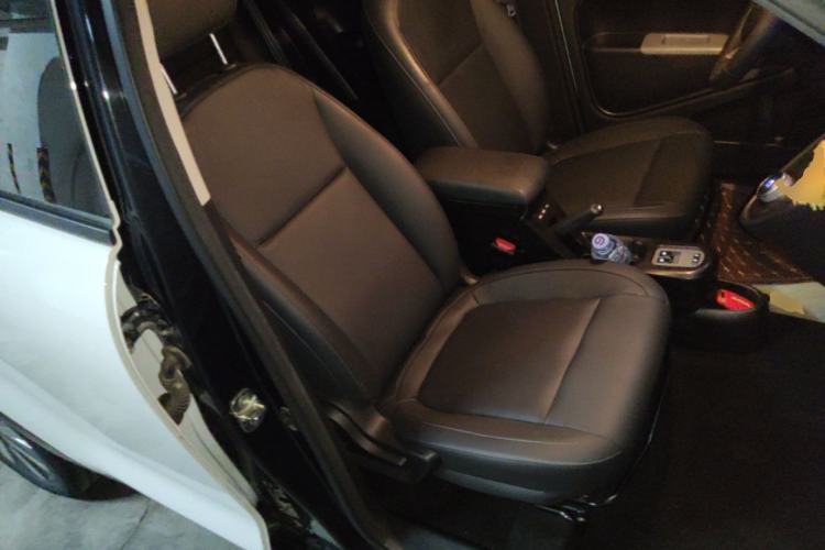 Used ORA Black Cat 2021 351 km Standard Version Right Front Seat