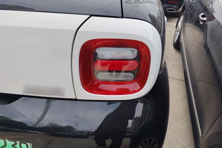 Used ORA Black Cat 2021 301km Cute Pet Edition Right Rear Taillight