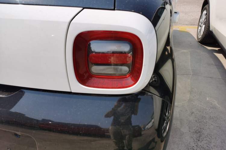 Used ORA Black Cat 2021 301km Cute Pet Edition Right Rear Taillight