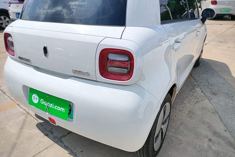 Used ORA Black Cat 2021 301 km Basic Version Right Rear Taillight