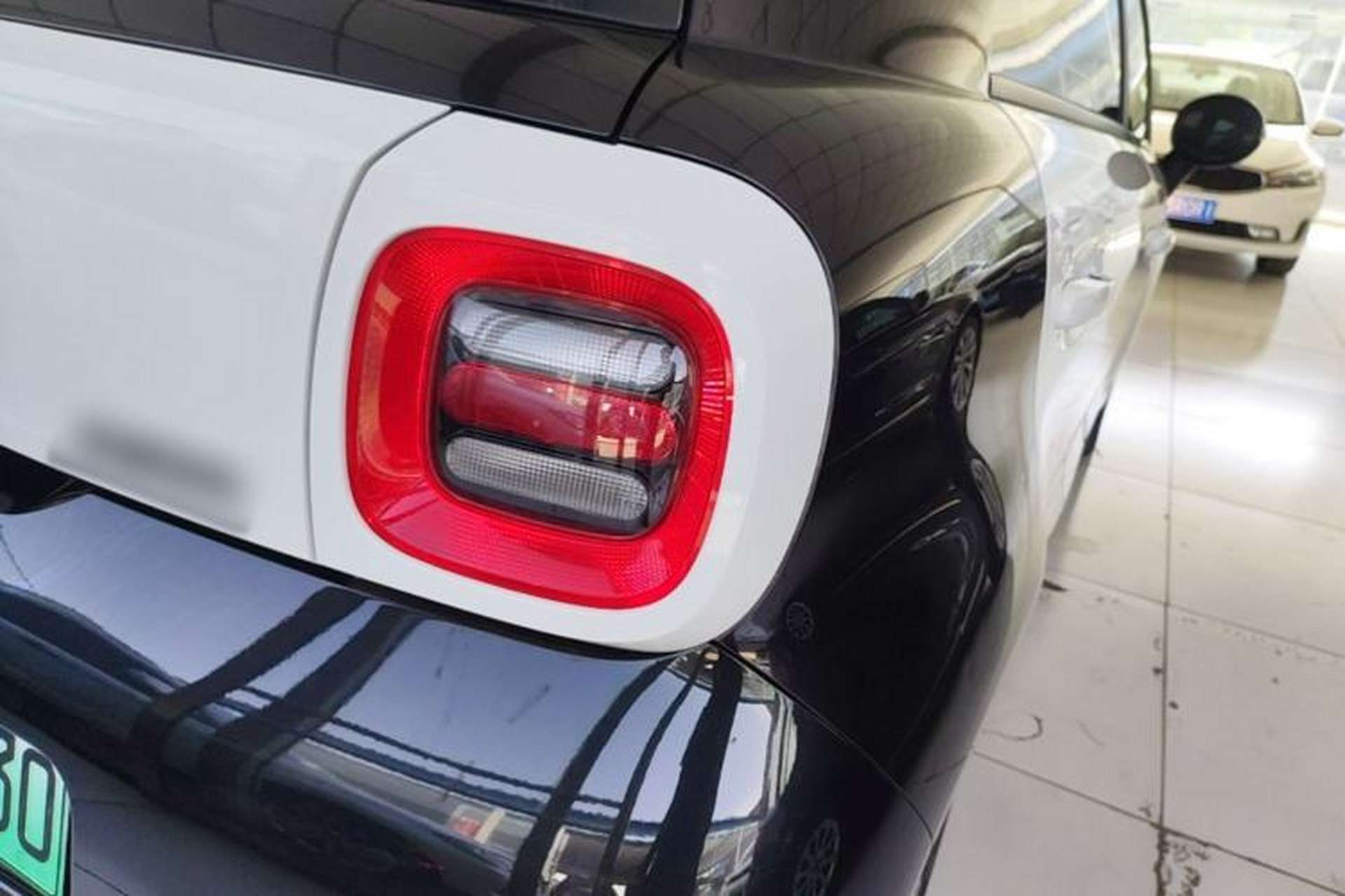 Used ORA Black Cat 2021 351 km Luxury Version Right Rear Taillight