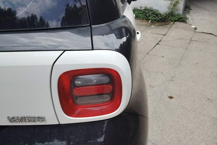 Used ORA Black Cat 2021 351 km Standard Version Right Rear Taillight