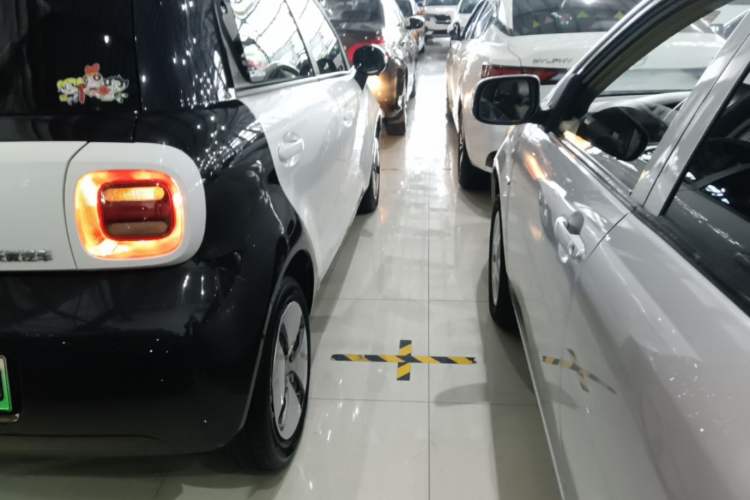 Used ORA Black Cat 2021 301km Cute Pet Edition Right Rear Taillight