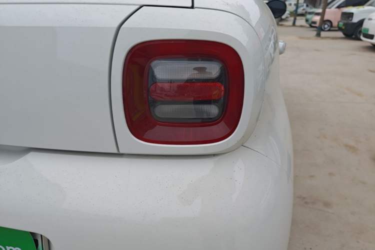 Used ORA Black Cat 2021 351 km Luxury Version Right Rear Taillight