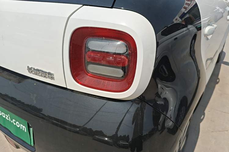 Used ORA Black Cat 2021 351 km Standard Version Right Rear Taillight