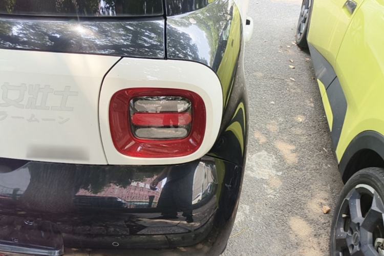 Used ORA Black Cat 2021 351 km Standard Version Right Rear Taillight
