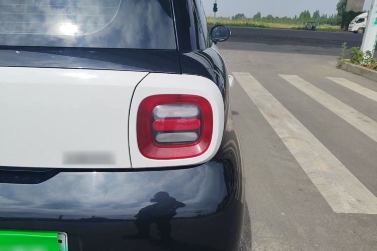Used ORA Black Cat 2021 351 km Standard Version Right Rear Taillight