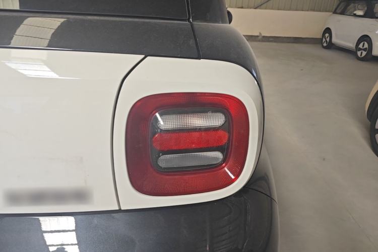 Used ORA Black Cat 2021 351 km Standard Version Right Rear Taillight