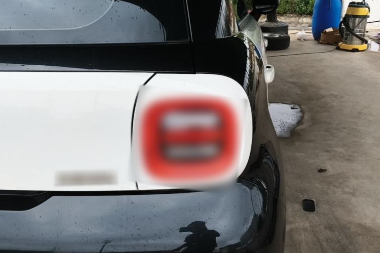 Used ORA Black Cat 2021 351 km Standard Version Right Rear Taillight