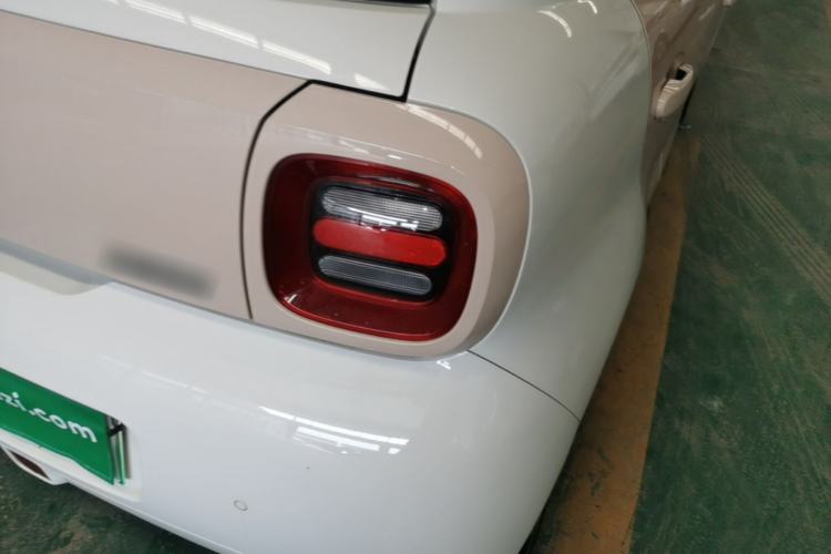 Used ORA Black Cat 2021 301 km Basic Version Right Rear Taillight