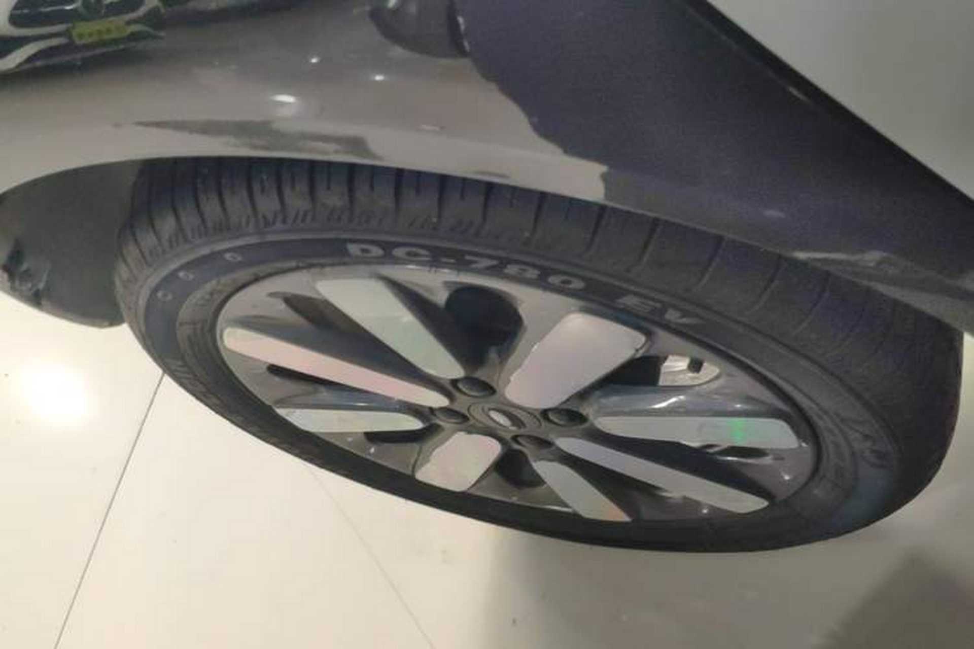 Used ORA Black Cat 2021 351 km Standard Version Right Rear Wheel Hub