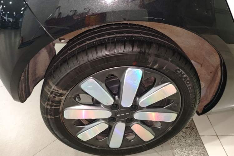 Used ORA Black Cat 2021 351 km Standard Version Right Rear Wheel Hub