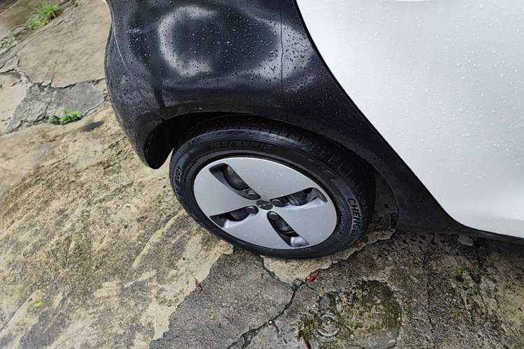 Used ORA Black Cat 2021 301 km Basic Version Right Rear Wheel Hub