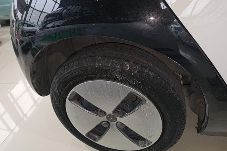 Used ORA Black Cat 2021 301 km Basic Version Right Rear Wheel Hub