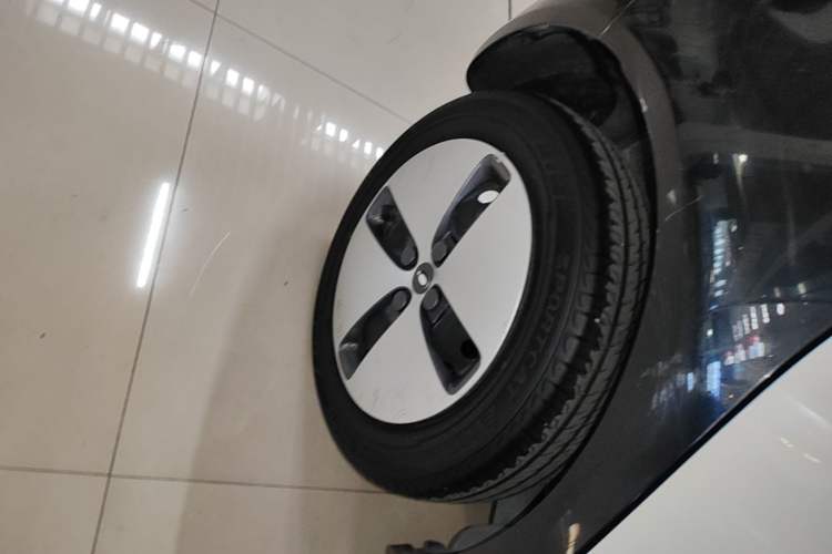 Used ORA Black Cat 2021 301km Cute Pet Edition Right Rear Wheel Hub
