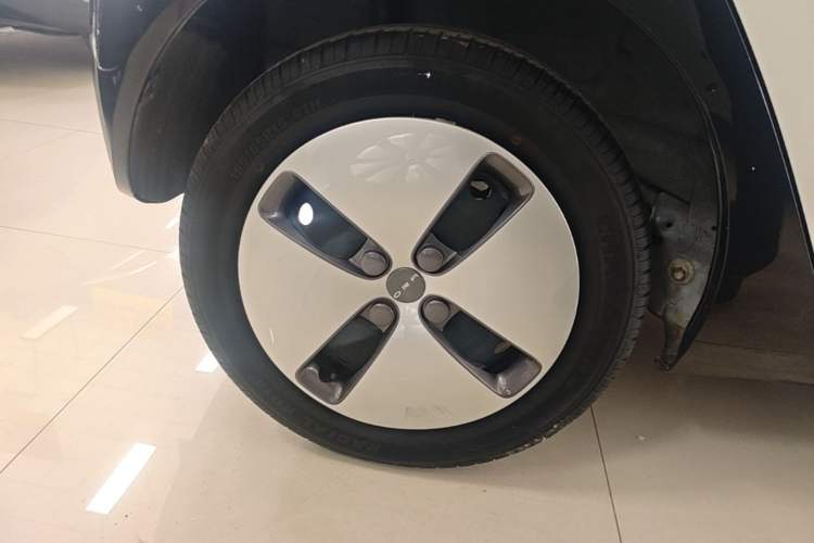 Used ORA Black Cat 2021 301 km Basic Version Right Rear Wheel Hub