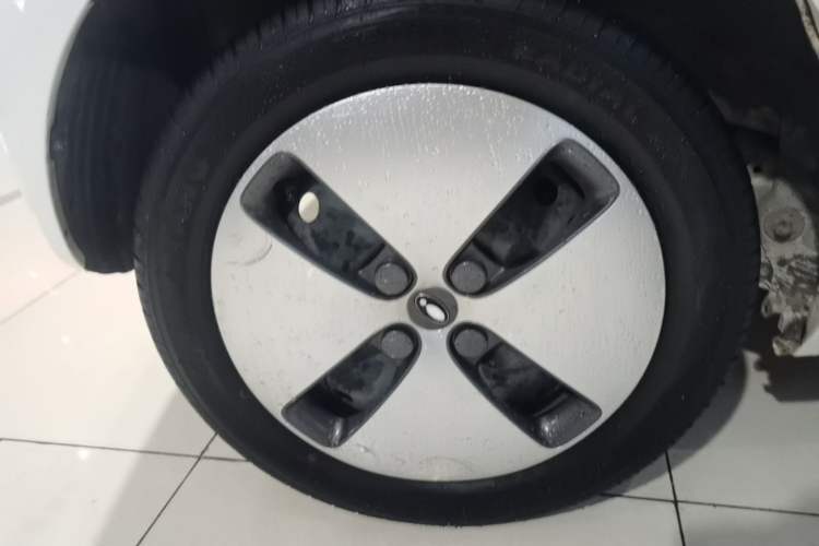 Used ORA Black Cat 2021 301km Cute Pet Edition Right Rear Wheel Hub