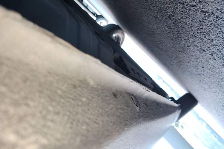 Used ORA Black Cat 2021 351 km Luxury Version Right Side Sill