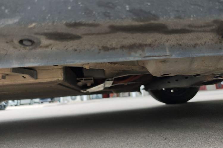 Used ORA Black Cat 2021 301km Cute Pet Edition Right Side Sill