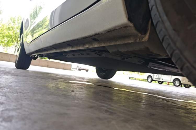 Used ORA Black Cat 2021 301 km Basic Version Right Side Sill