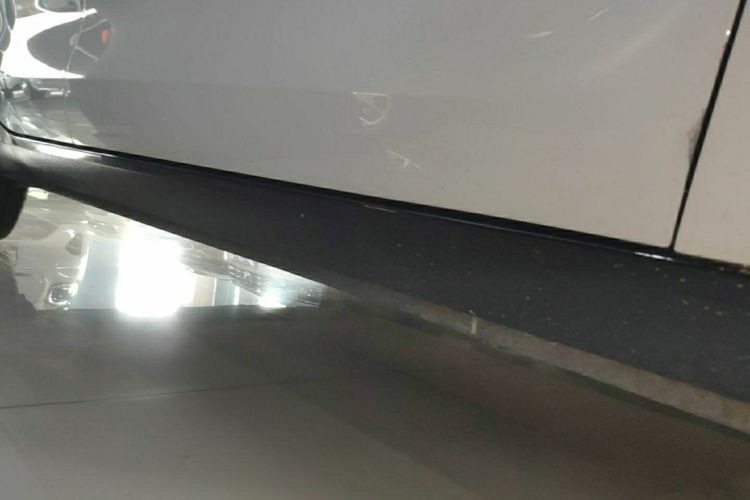 Used ORA Black Cat 2021 351 km Standard Version Right Side Sill