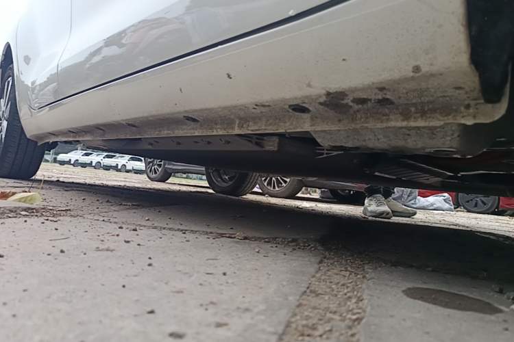 Used ORA Black Cat 2021 405 km Long-Range Version Right Side Sill