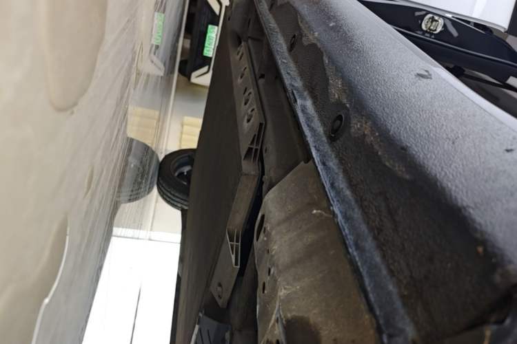 Used ORA Black Cat 2021 351 km Standard Version Right Side Sill