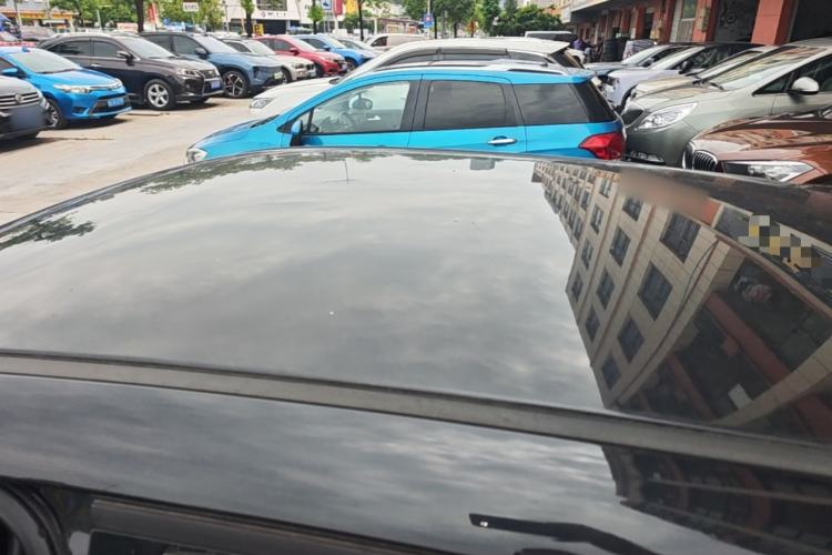 Used ORA Black Cat 2021 301 km Basic Version Roof