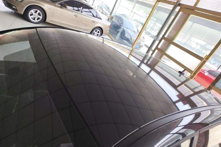 Used ORA Black Cat 2021 351 km Standard Version Roof