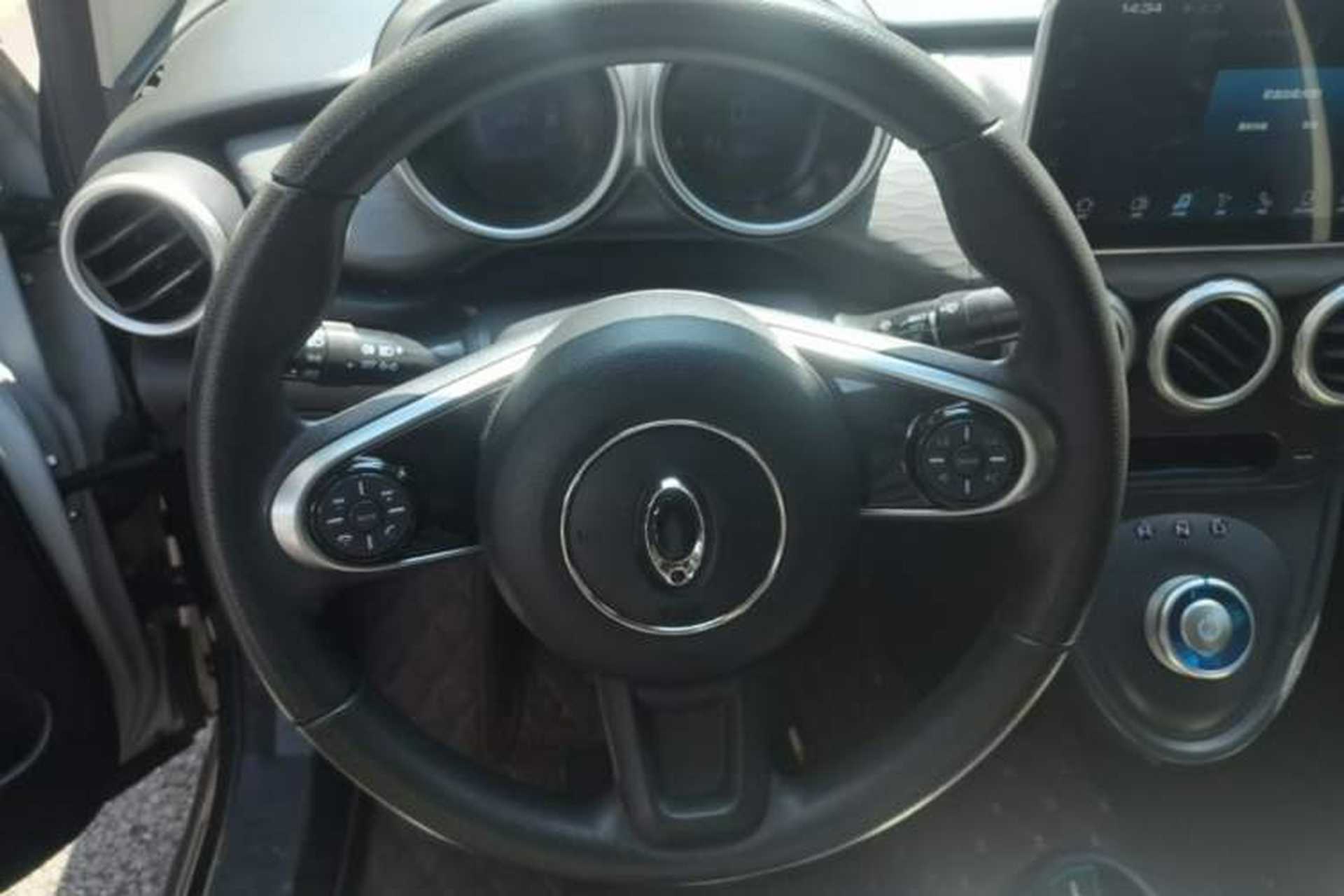 Used ORA Black Cat 2021 405 km Long-Range Version Steering Wheel