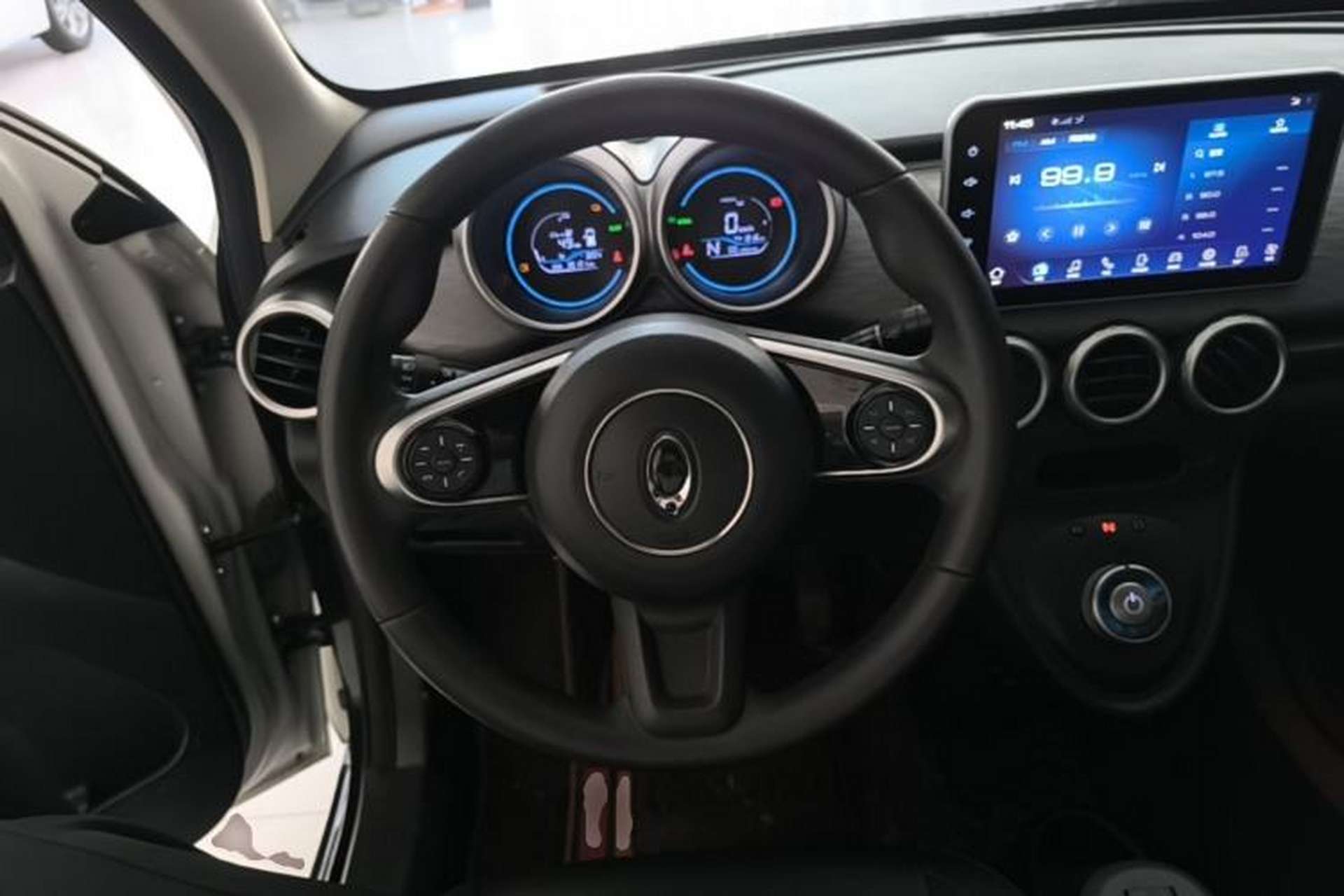 Used ORA Black Cat 2021 351 km Standard Version Steering Wheel