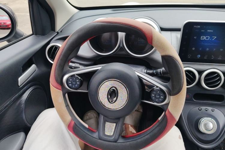Used ORA Black Cat 2021 351 km Standard Version Steering Wheel