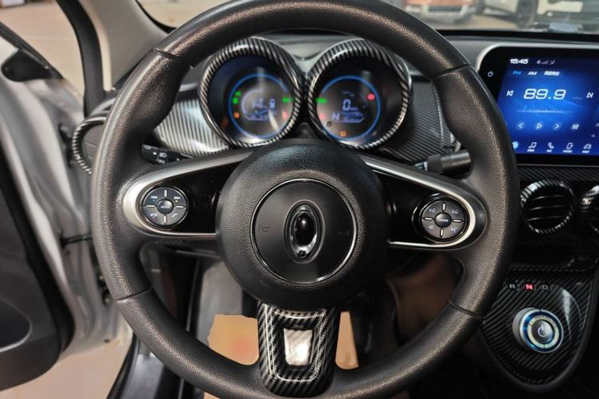 Used ORA Black Cat 2021 301 km Basic Version Steering Wheel