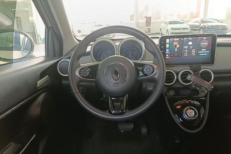 Used ORA Black Cat 2021 301 km Basic Version Steering Wheel