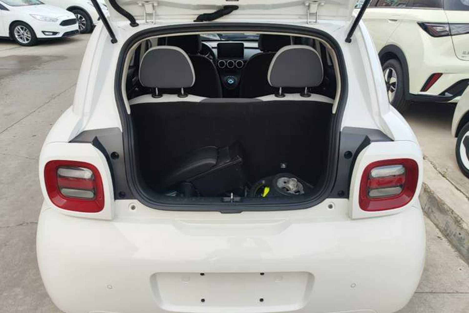 Used ORA Black Cat 2021 351 km Luxury Version Trunk