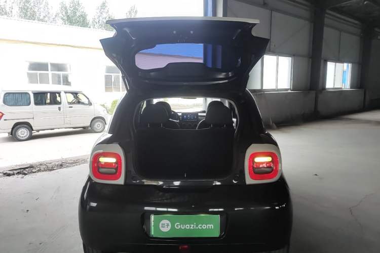 Used ORA Black Cat 2021 351 km Standard Version Trunk