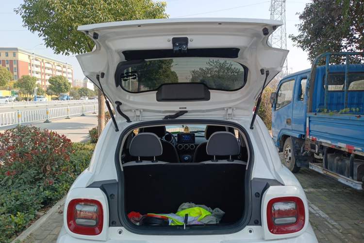 Used ORA Black Cat 2021 405 km Long-Range Version Trunk