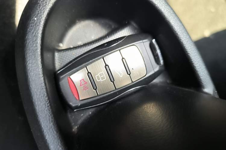 Used ORA Black Cat 2021 301km Cute Pet Edition Vehicle Key